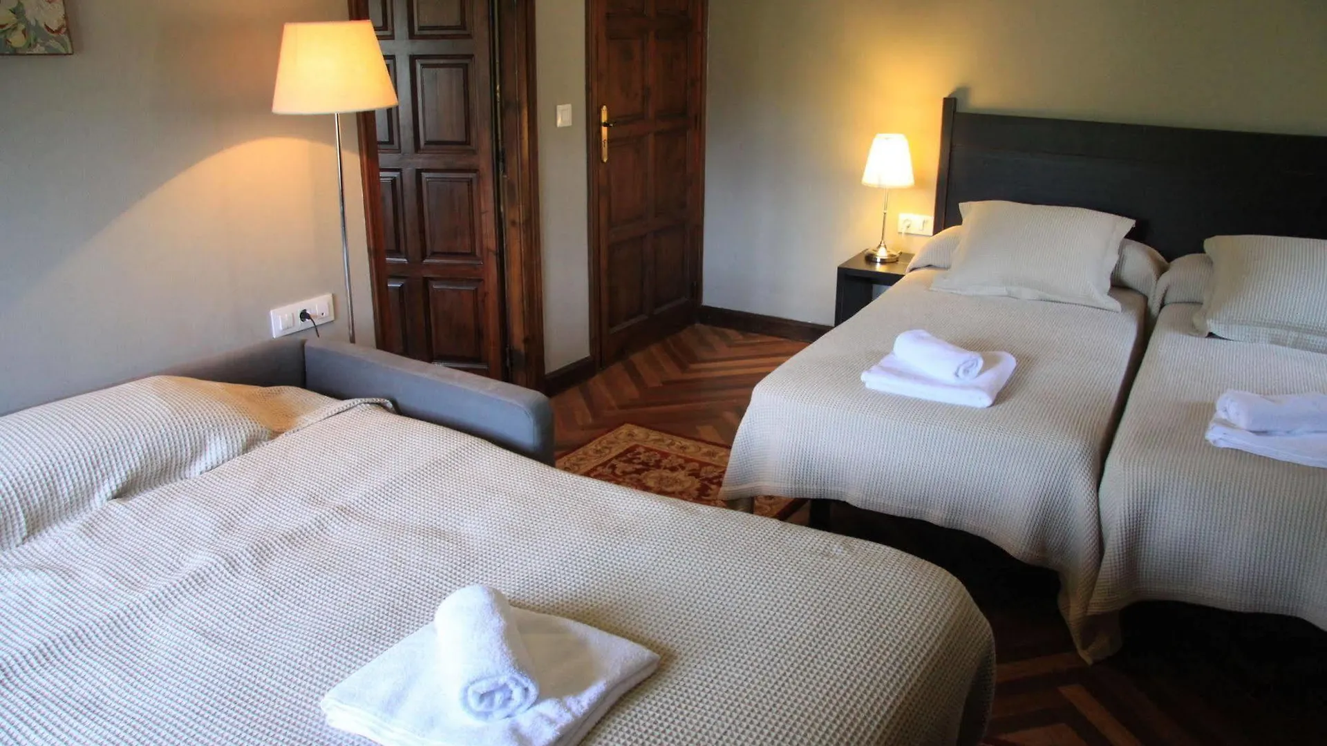 Angelats Hotel - A Signature Boutique Hotel & Restaurant Ribes De Freser 3*,  España
